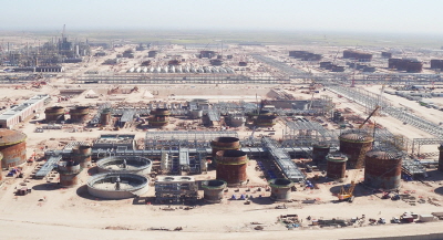 ◇현대건설이 현재 이라크에서 수행 중인 카르발라 정유공장 현장의 전경(사진제공=현대건설)