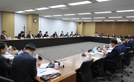 ◇지난 2일 개최된 239차 운영위원회는 오는 23일 제67회 총회를 개최하기로 의결했다.