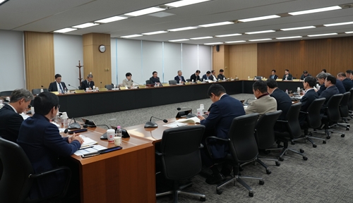 ◇지난 6일 서울 동작구 전문건설회관에서 제268차 운영위원회가 진행되고 있다.